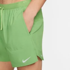 Nike Laufshorts Dri-FIT Stride - Grün/Silber -TTKX-KLEIDUNG SHOP 08b9518550ef