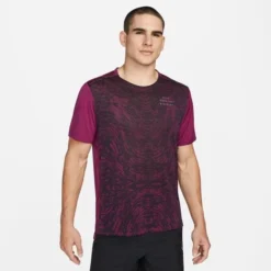 Nike Lauf T-Shirt Dri-FIT Run Division Rise 365 - Lila/Silber