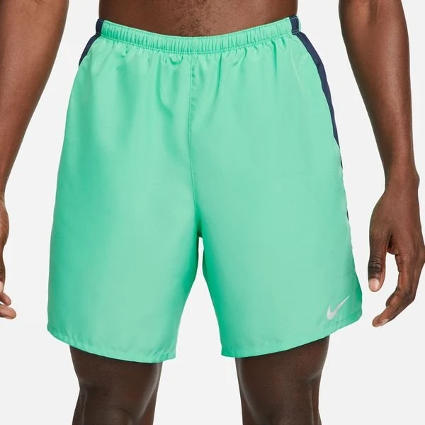 Nike Laufshorts Dri-FIT Challenger - Grün/Silber 1 Nike Laufshorts Dri-FIT Challenger - Grün/Silber