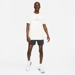 Nike Laufshorts Dri-FIT Stride - Schwarz/Silber 16 Nike Laufshorts Dri-FIT Stride - Schwarz/Silber -TTKX-KLEIDUNG SHOP 6a9ac1909c5a