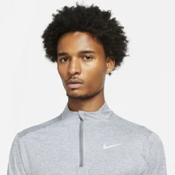 Nike Laufshirt 1/2 Zip Dri-FIT Element - Smoke Grau/Grey Fog -TTKX-KLEIDUNG SHOP 7c4684ac1e70