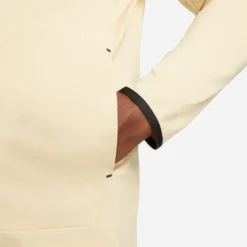 Nike Hoodie Tech Fleece Essentials Full Zip Lightweight - Gelb/Schwarz -TTKX-KLEIDUNG SHOP 8963bc03a4eb