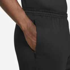 Nike Trainingshose Dri-FIT Academy 21 - Schwarz/Rot 16 Nike Trainingshose Dri-FIT Academy 21 - Schwarz/Rot -TTKX-KLEIDUNG SHOP b35d672a0156